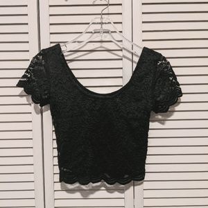 Forever 21 Lace Cropped Tee